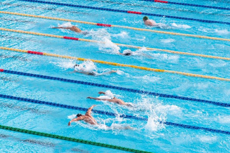 Yüzme eğitimi ve spor